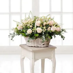A wonderful smell - Flowers basket