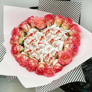 White and romantic roses - Special design