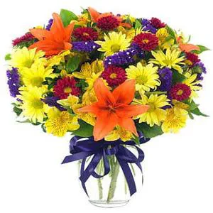 Beautiful and bright love bouquet - Flowers in vase