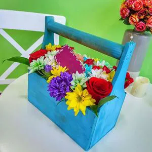 Enjoyment and love - Wooden box with flowers