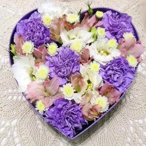 Elegant feelings - Box with flowers