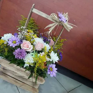 Memories of Joy - Box with flowers