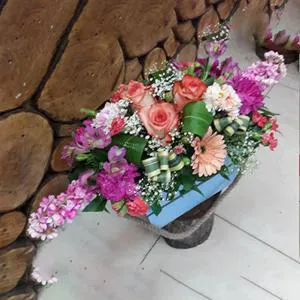 Bright flowers - Wooden box with flowers