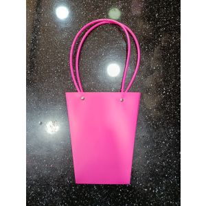 Çəhrayı sadə qutu