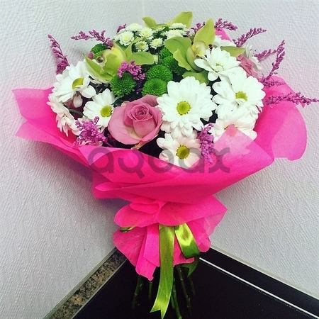 flower-delivery-jakarta-508163396.jpeg
