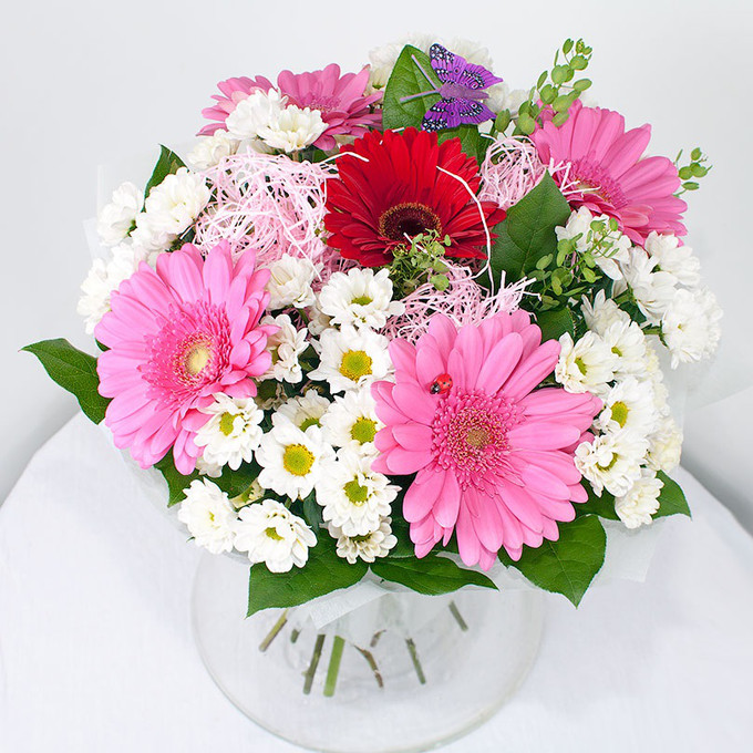 flower-delivery-linyi-147064178.jpg