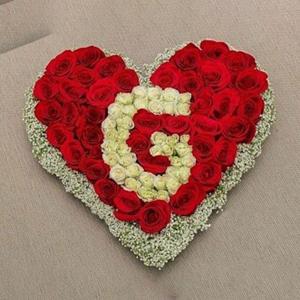 Always elegant - Box with flowers