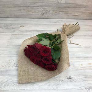 Parlaq konsepsiya - Gül buketi