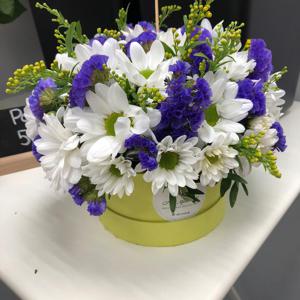 Bright flowers - Box with flowers