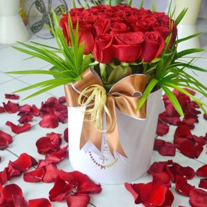 Choice of colorful feelings - Box with flowers