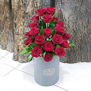 Colorful and beautiful flowers - Box with flowers