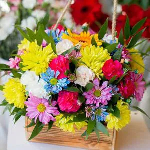 Colorful feelings - Wooden box with flowers