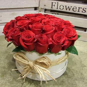 Красочные цветы в коробке - Коробка с цветами