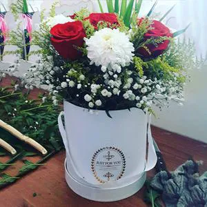 Impressions of Love - Box with flowers