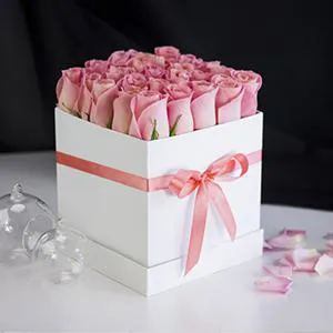 Sevinc və harmoniya - Qutuda güllər