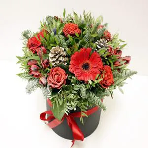 Sincere feelings - Box with flowers