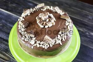 Snickers  cake