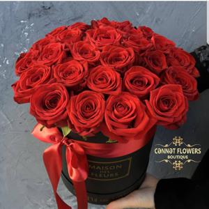 Sweet and beautiful feeling - Box with flowers