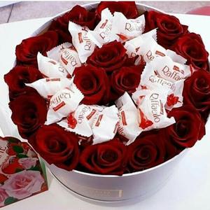 Sweet love in the box - Flowers box