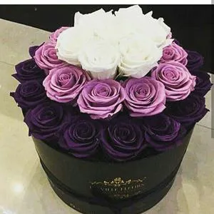 Sweet surprise - Box with flowers