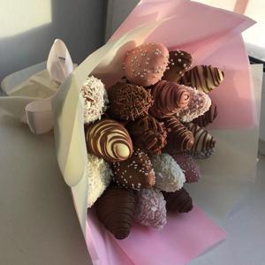 Сладкий вкус - Клубника в шоколаде