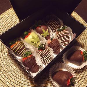 Сладкий вкус - Клубника в шоколаде