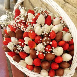 Dadlı və gözəl - Şokoladlı Çiyələklər