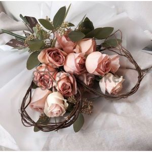 Букет надежд и роз