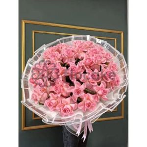 Zərif Rənglər Gül Buketi