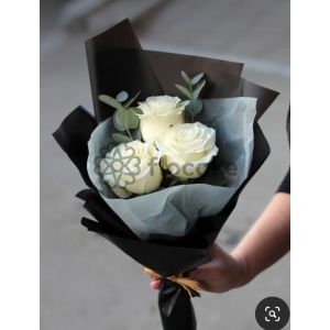 Flowers in Heart - Bouquet