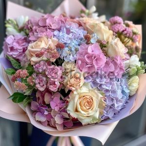 Heart’s Smile - Flower Bouquet