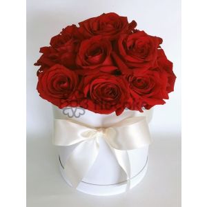 Великолепная коробка с цветами