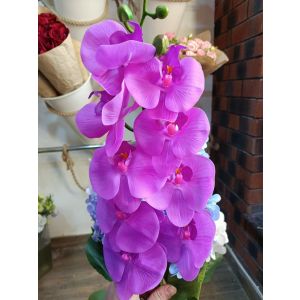 Tünd bənövşəyi süni Orxideya